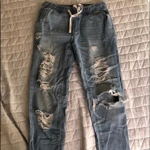 Garage size xs elastic waistband light wash destroyed boyfriend jeans